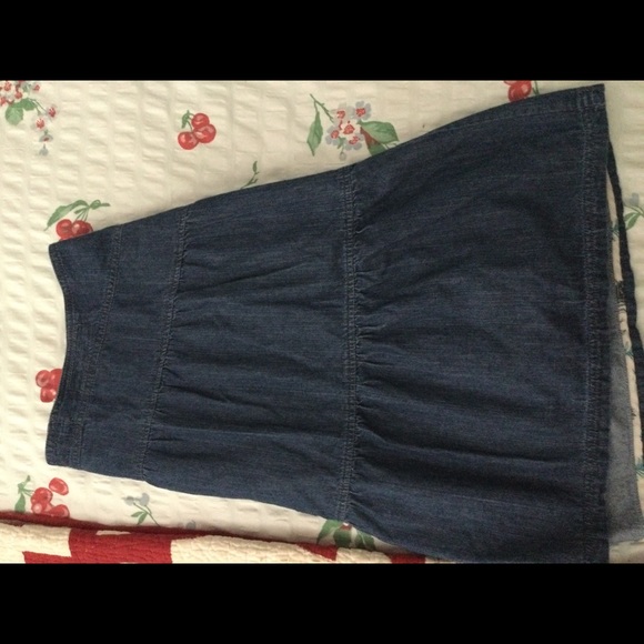 Flippy and fun light weight denim mini skirt made by Wrap size 18 - Picture 4 of 6